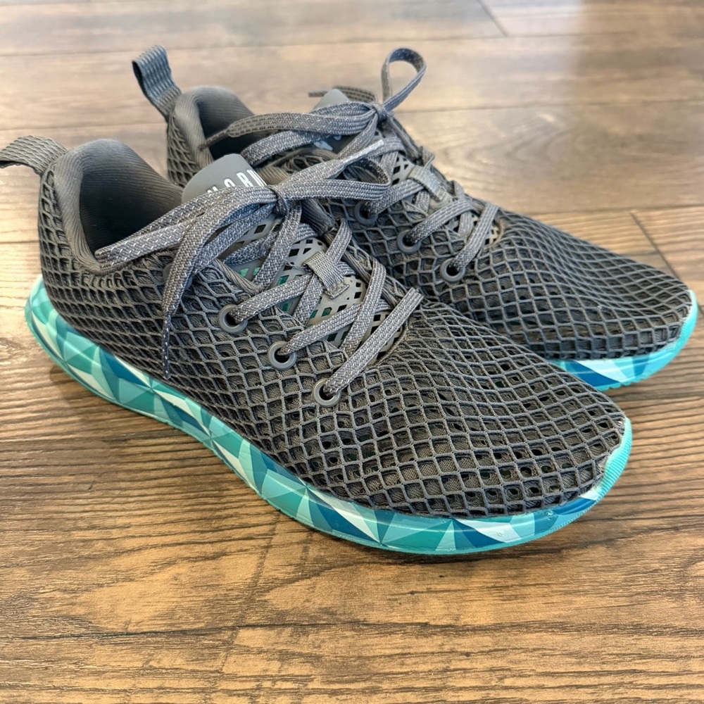 NOBULL Diamond Mesh Grey Womens Running Shoes Size 8 - Picture 1 of 7